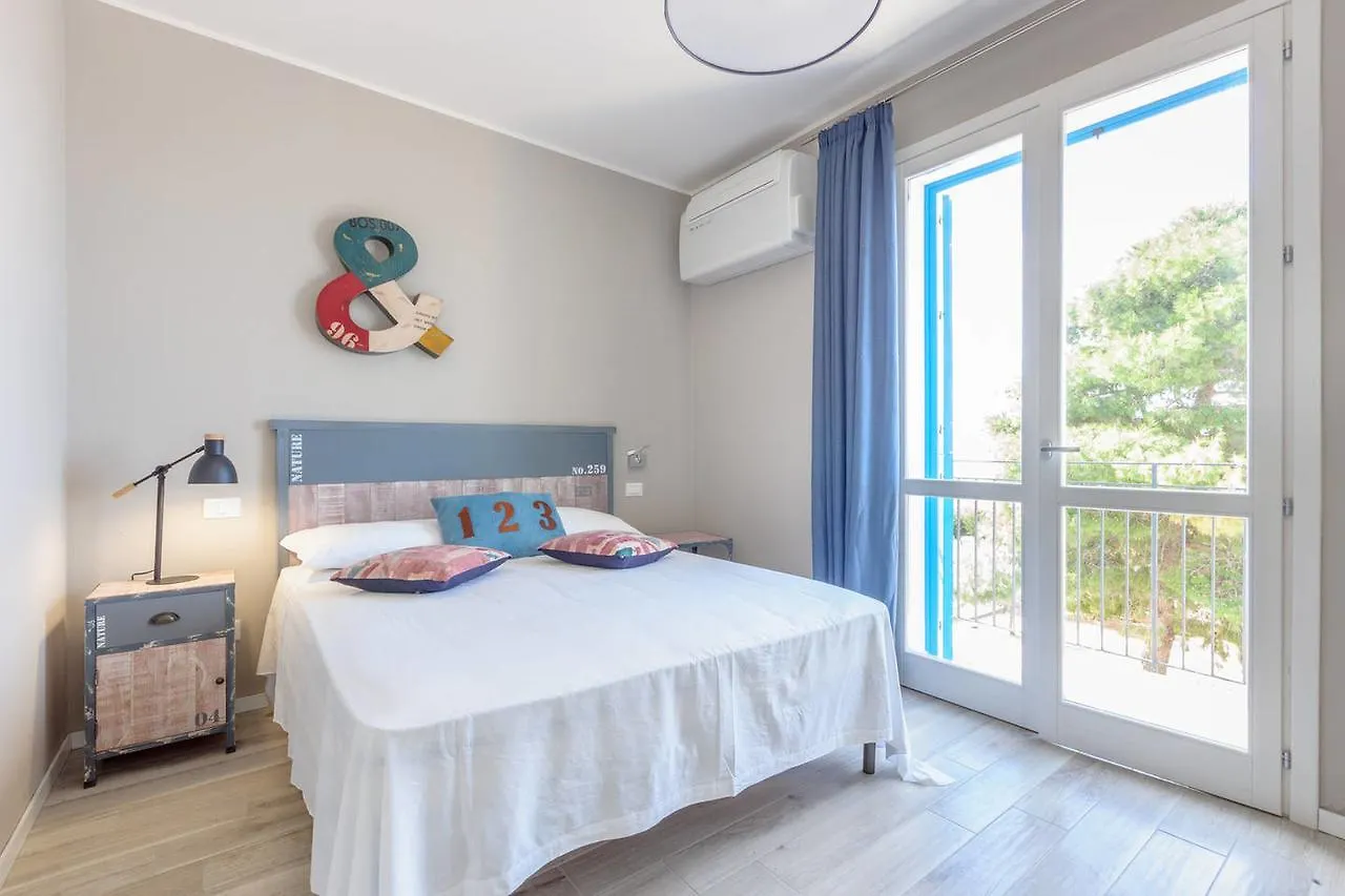 Room&Breakfast Cala Azzurra Macari 0*,