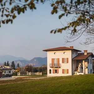 https://villa-agreste-in-franciacorta.it-lombardy.com